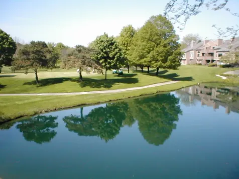 960 Shoreline Road Lake Barrington IL 60010