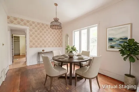 5834 West Byron Street Chicago IL 60634