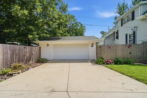 1406 West Empire Street Bloomington IL 61701