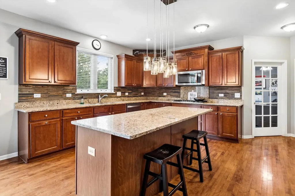 2309 River Hills Lane Bolingbrook IL 60490