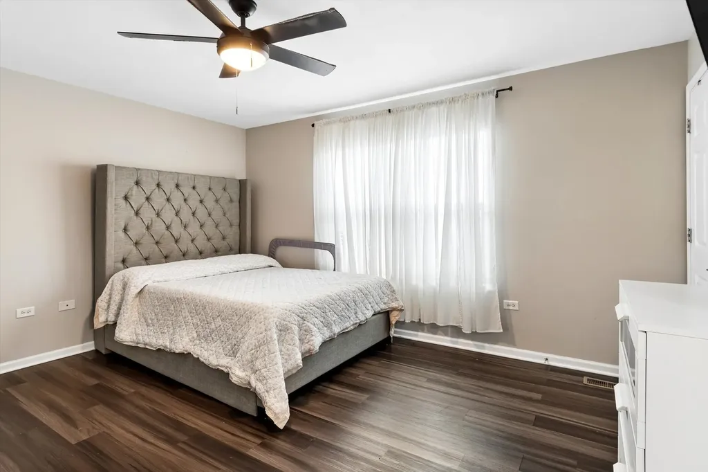 2309 River Hills Lane Bolingbrook IL 60490