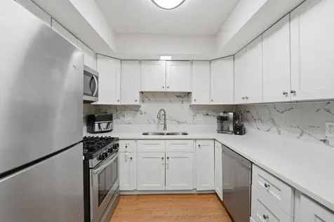 1533 North Arlington Heights Road Arlington Heights IL 60004