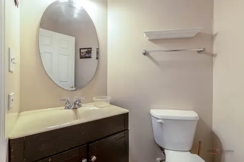 162 Fairfield Lane Carol Stream IL 60188