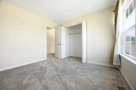 4003 Boone Creek Circle Mchenry IL 60050
