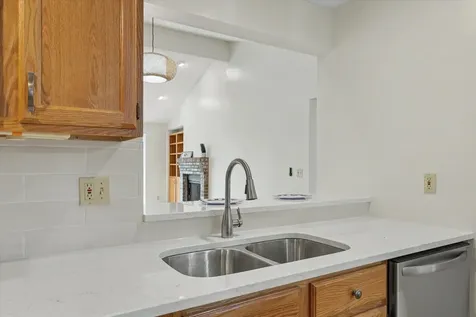 1409 Quail Run Drive Savoy IL 61874