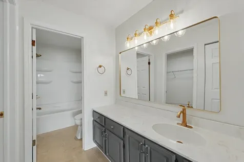 1409 Quail Run Drive Savoy IL 61874