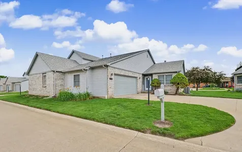 1409 Quail Run Drive Savoy IL 61874