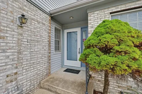 1409 Quail Run Drive Savoy IL 61874