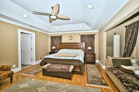 5044 Coyle Avenue Skokie IL 60077