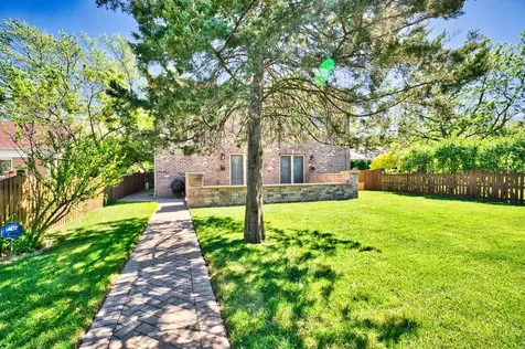5044 Coyle Avenue Skokie IL 60077