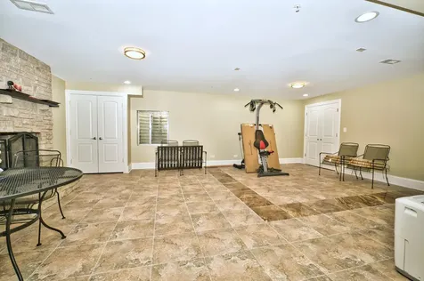 5044 Coyle Avenue Skokie IL 60077