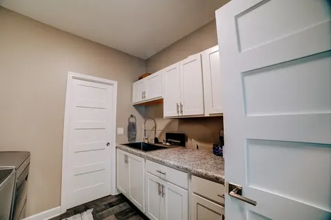 1770 East 1700 North Road Watseka IL 60970