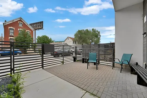 1921 South Jefferson Street Chicago IL 60616
