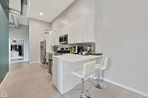 1921 South Jefferson Street Chicago IL 60616