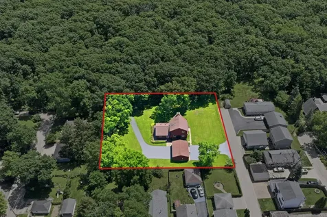 35764 North Highpoint Lane Ingleside IL 60041