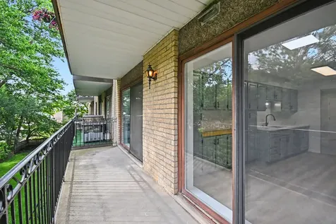 6935 North Milwaukee Avenue Niles IL 60714