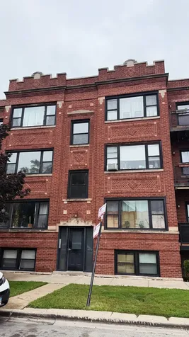 4655 North Spaulding Avenue Chicago IL 60625