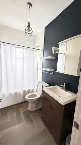 4655 North Spaulding Avenue Chicago IL 60625