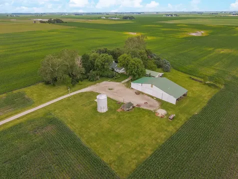 34553 East 1300 North Road Chatsworth IL 60921