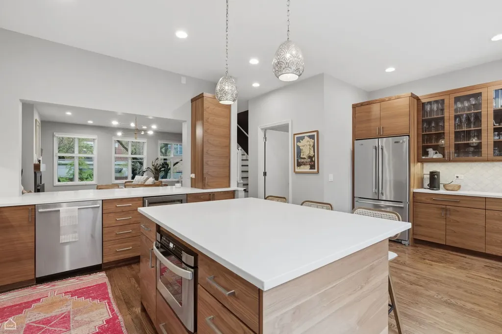 1145 West Monroe Street Chicago IL 60607