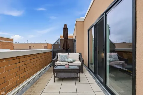 1145 West Monroe Street Chicago IL 60607
