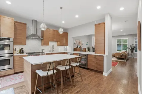 1145 West Monroe Street Chicago IL 60607