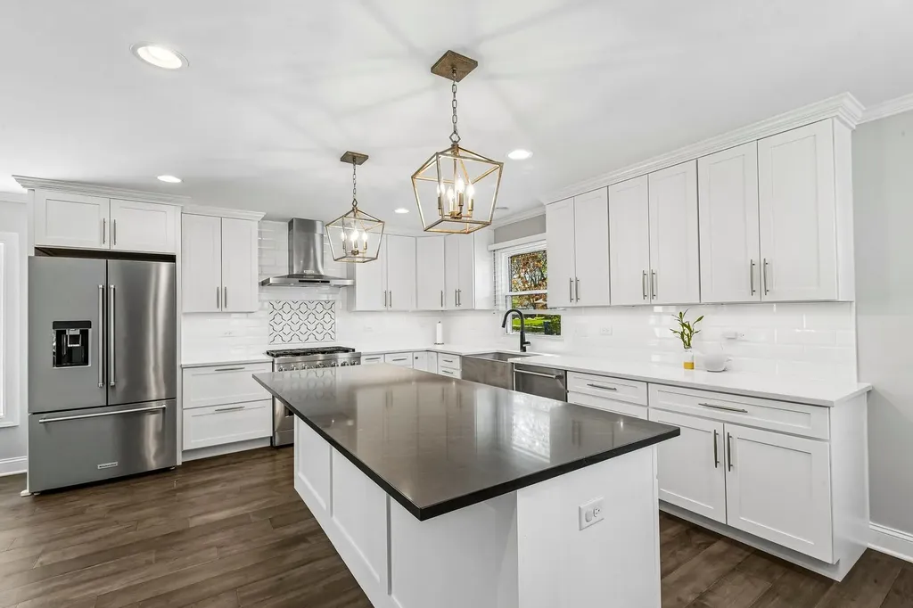 509 Ticonderoga Lane Naperville IL 60563