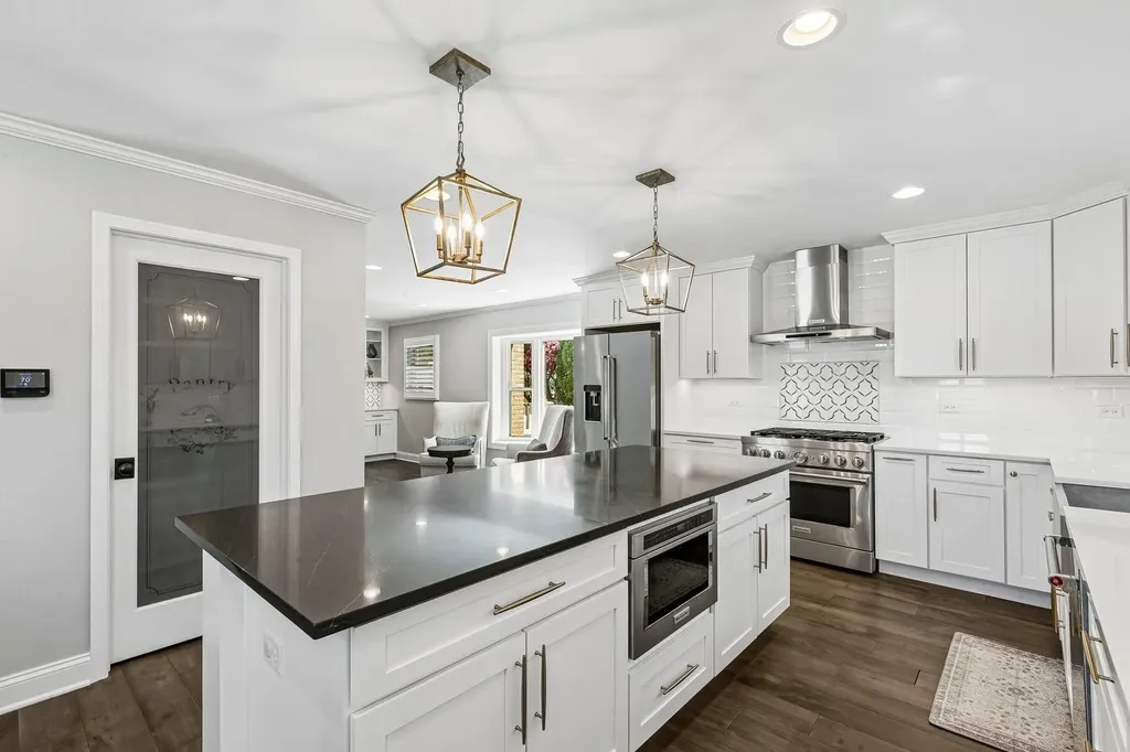 509 Ticonderoga Lane Naperville IL 60563