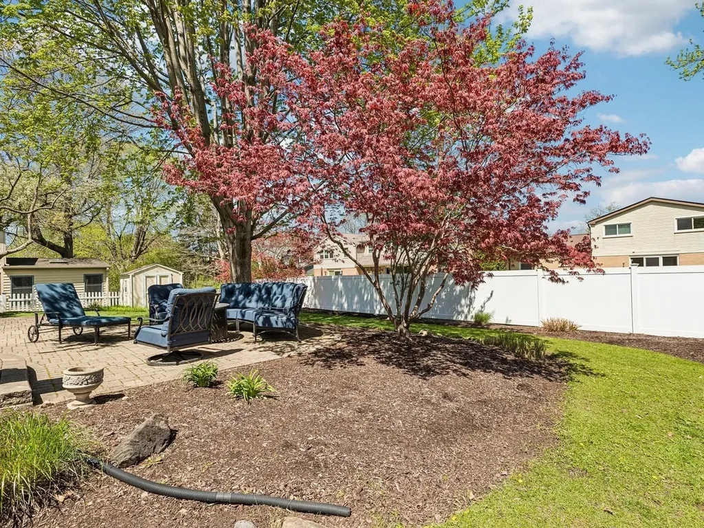 509 Ticonderoga Lane Naperville IL 60563