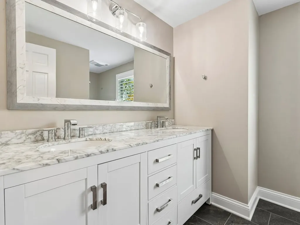 509 Ticonderoga Lane Naperville IL 60563