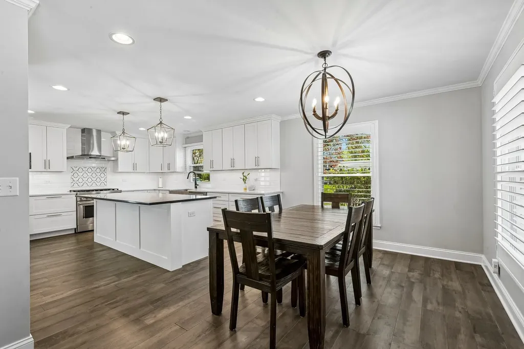 509 Ticonderoga Lane Naperville IL 60563