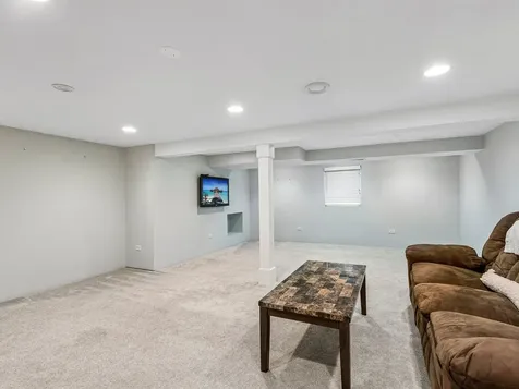 509 Ticonderoga Lane Naperville IL 60563