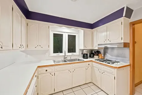 525 E High Street Sycamore IL 60178