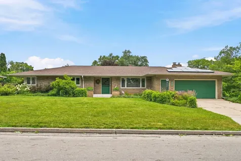 525 E High Street Sycamore IL 60178