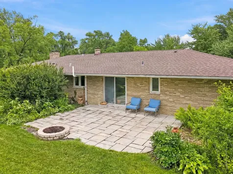 525 E High Street Sycamore IL 60178