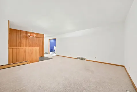 525 E High Street Sycamore IL 60178