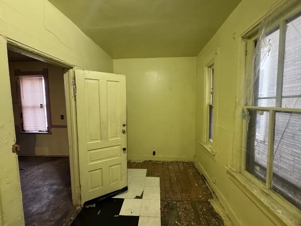 5556 South Princeton Avenue Chicago IL 60621