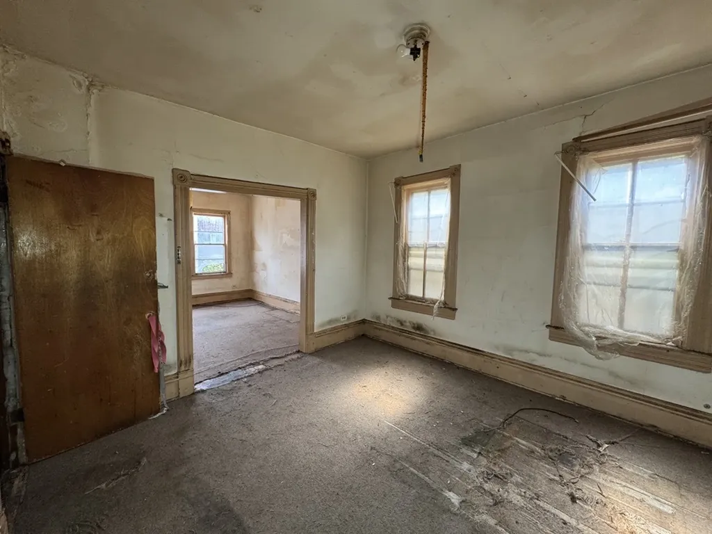5556 South Princeton Avenue Chicago IL 60621