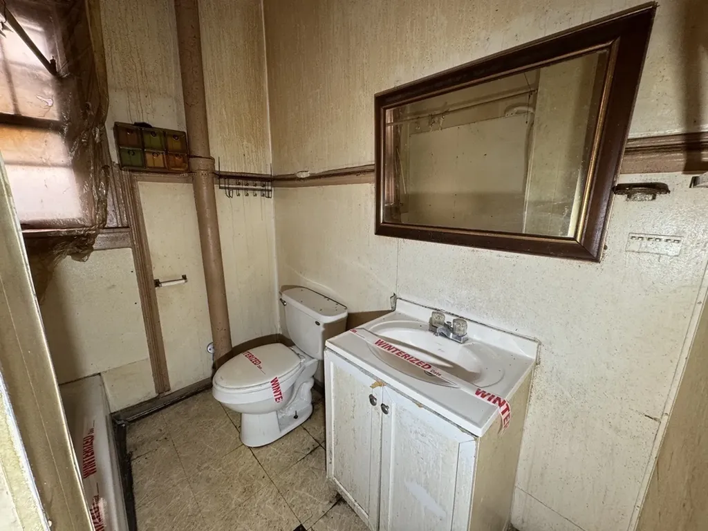 5556 South Princeton Avenue Chicago IL 60621