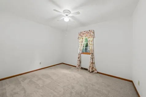 667 Westport Drive Rockton IL 61072