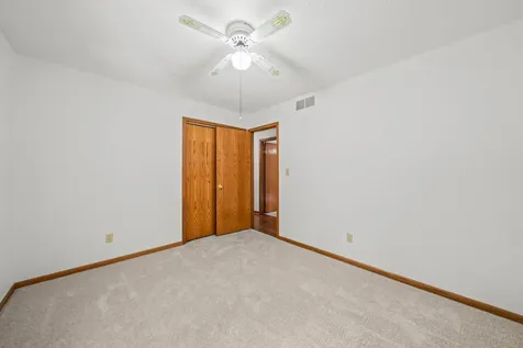 667 Westport Drive Rockton IL 61072
