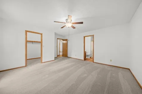 667 Westport Drive Rockton IL 61072