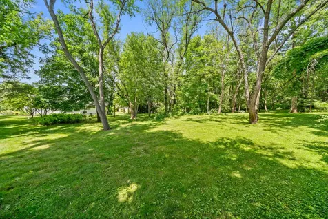 667 Westport Drive Rockton IL 61072