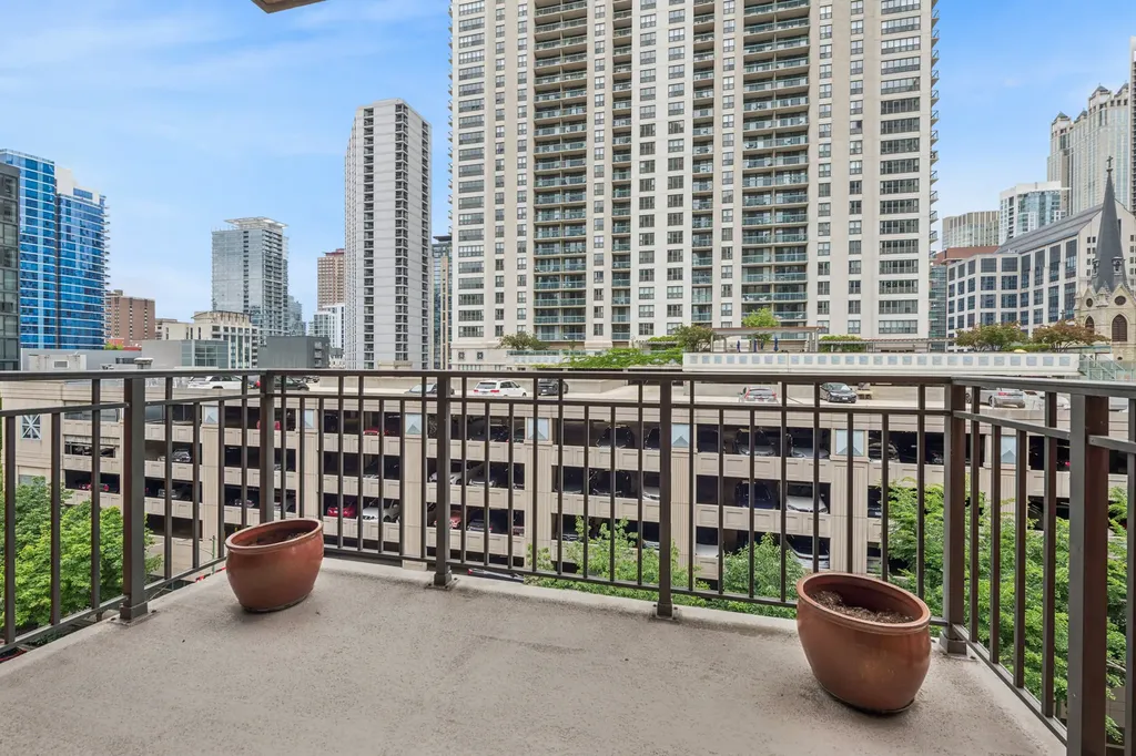 33 West Huron Street Chicago IL 60654