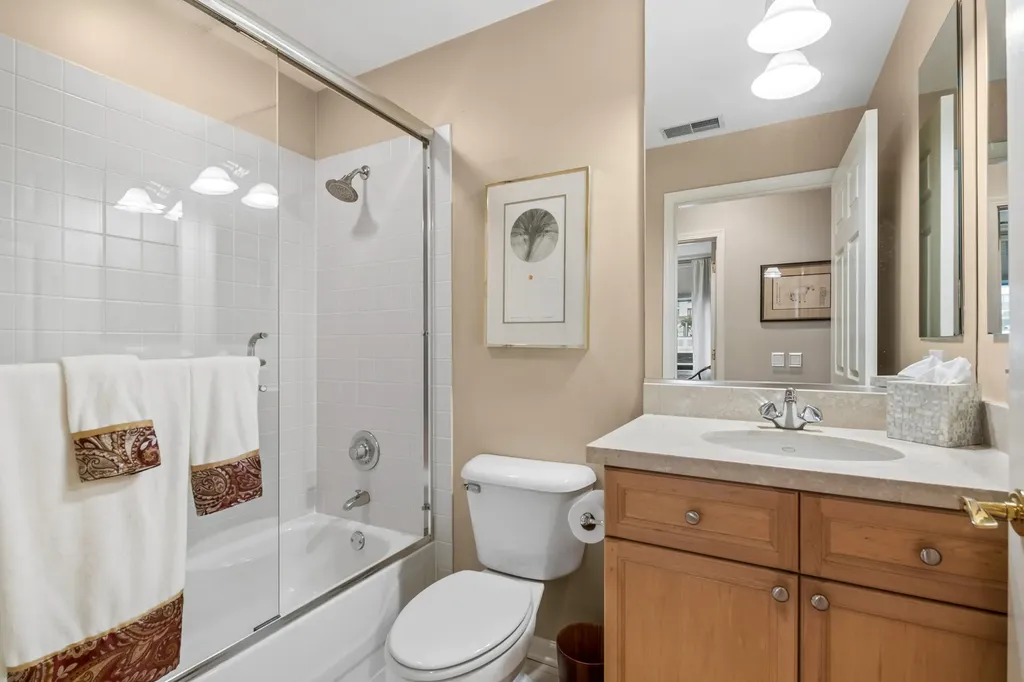 33 West Huron Street Chicago IL 60654