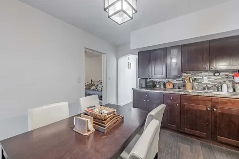3266 South Bell Avenue Chicago IL 60608