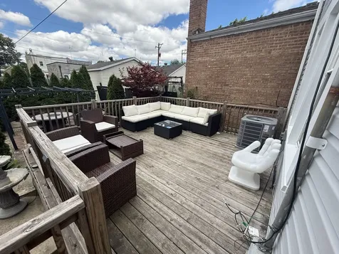 3266 South Bell Avenue Chicago IL 60608