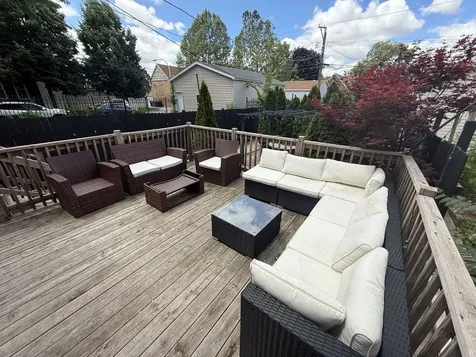3266 South Bell Avenue Chicago IL 60608
