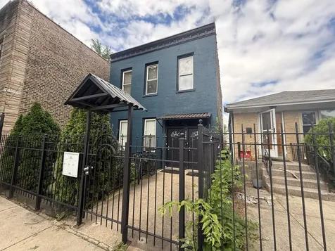 3266 South Bell Avenue Chicago IL 60608