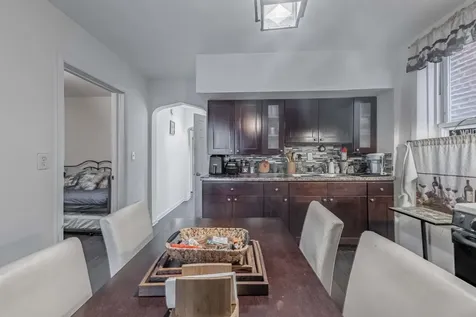 3266 South Bell Avenue Chicago IL 60608